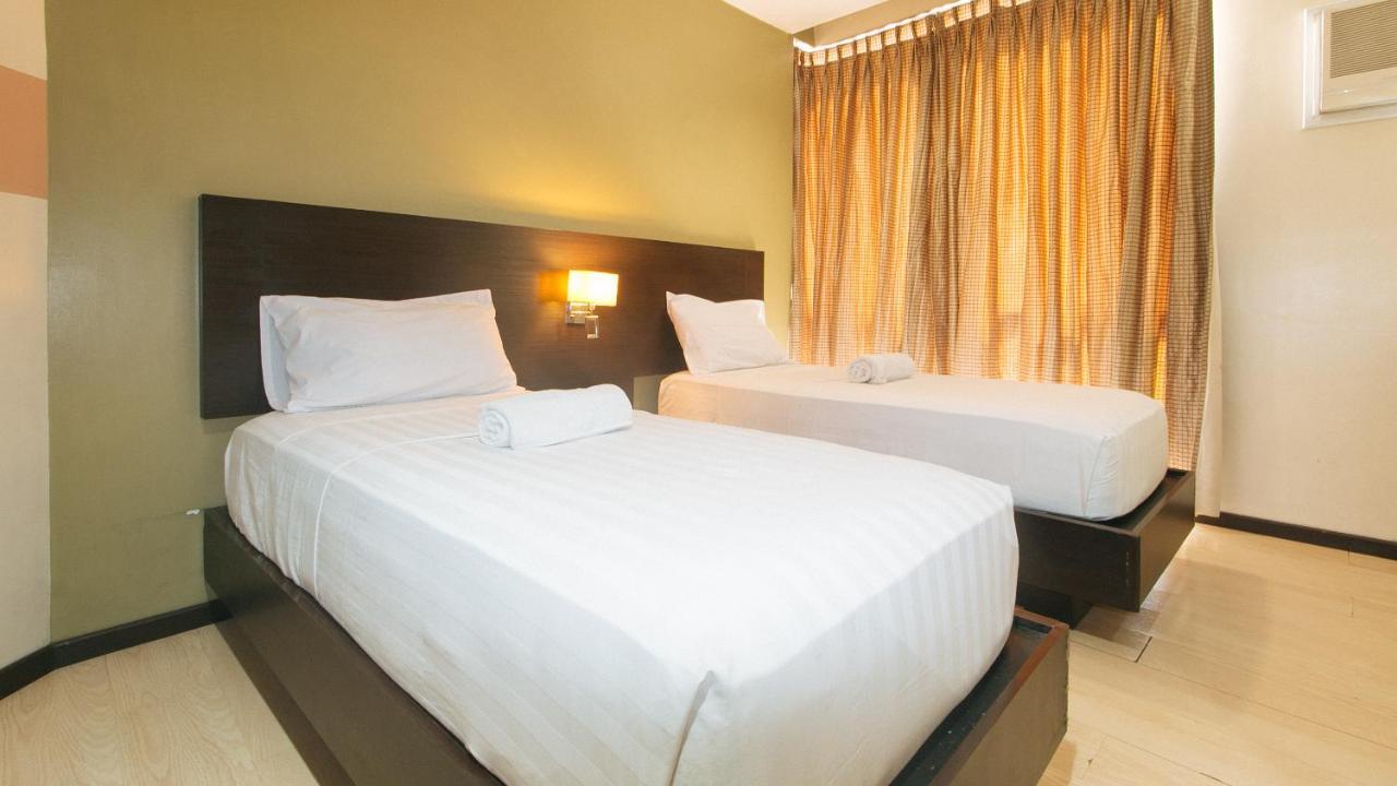 Lorenzzo Suites Hotel ماكاتي المظهر الخارجي الصورة