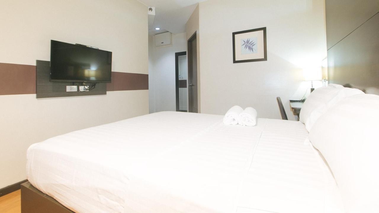 Lorenzzo Suites Hotel ماكاتي المظهر الخارجي الصورة