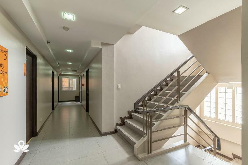 Lorenzzo Suites Hotel ماكاتي المظهر الخارجي الصورة