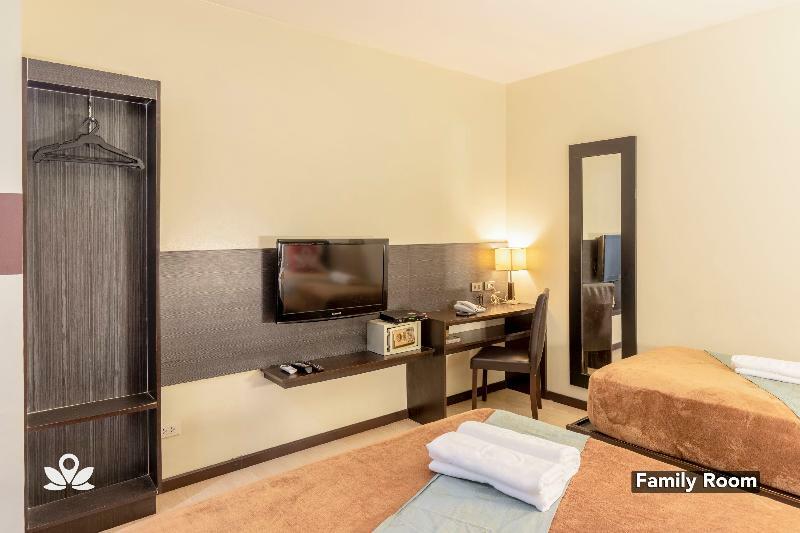 Lorenzzo Suites Hotel ماكاتي المظهر الخارجي الصورة